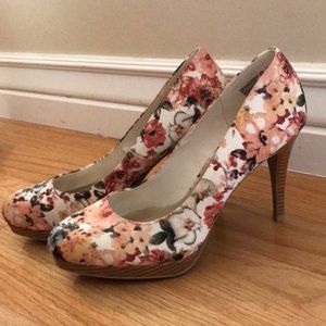 Christian Siriano Floral Pumps 4 inches